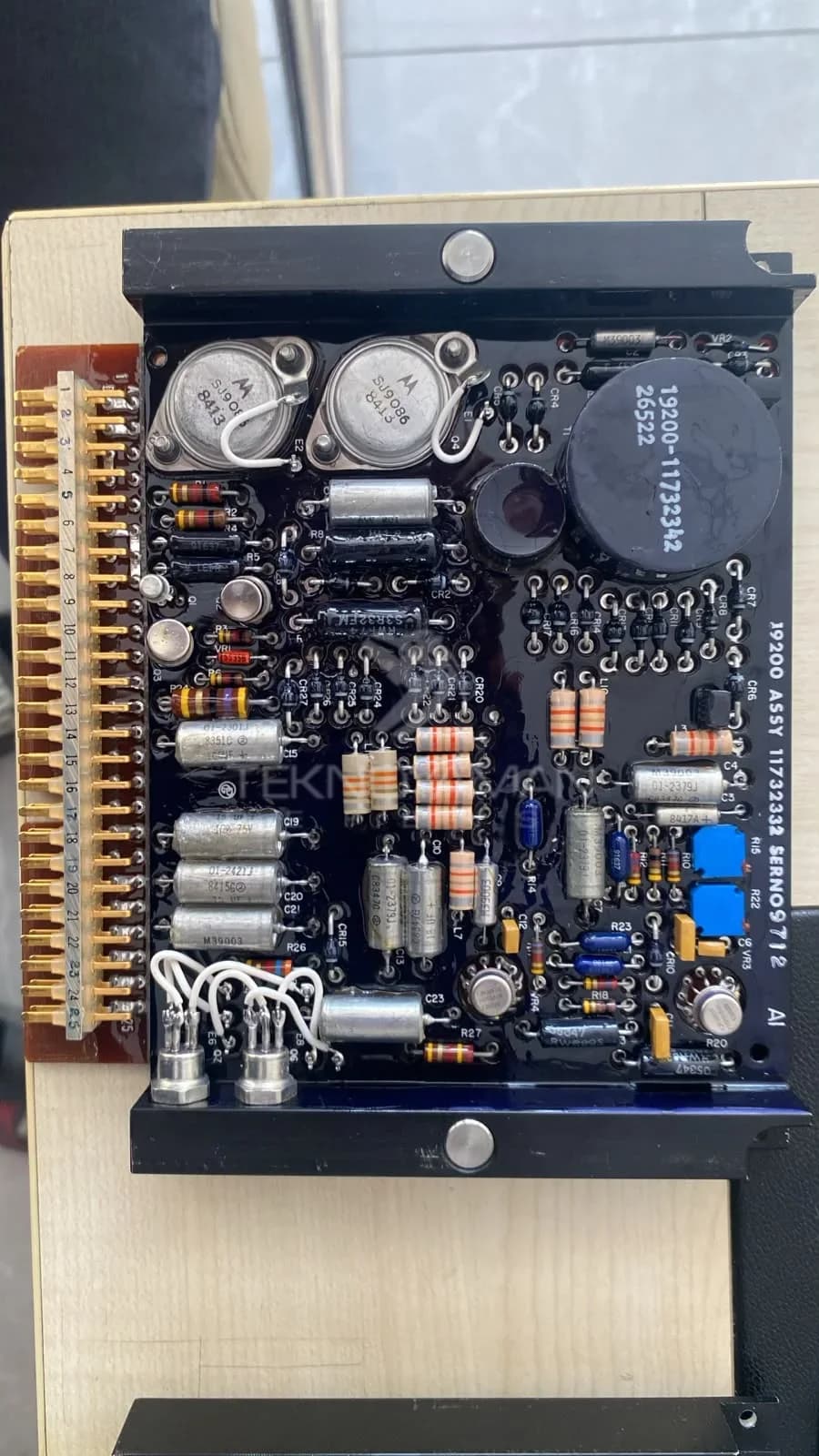 Elektronische assemblages, printplaten en kaarten