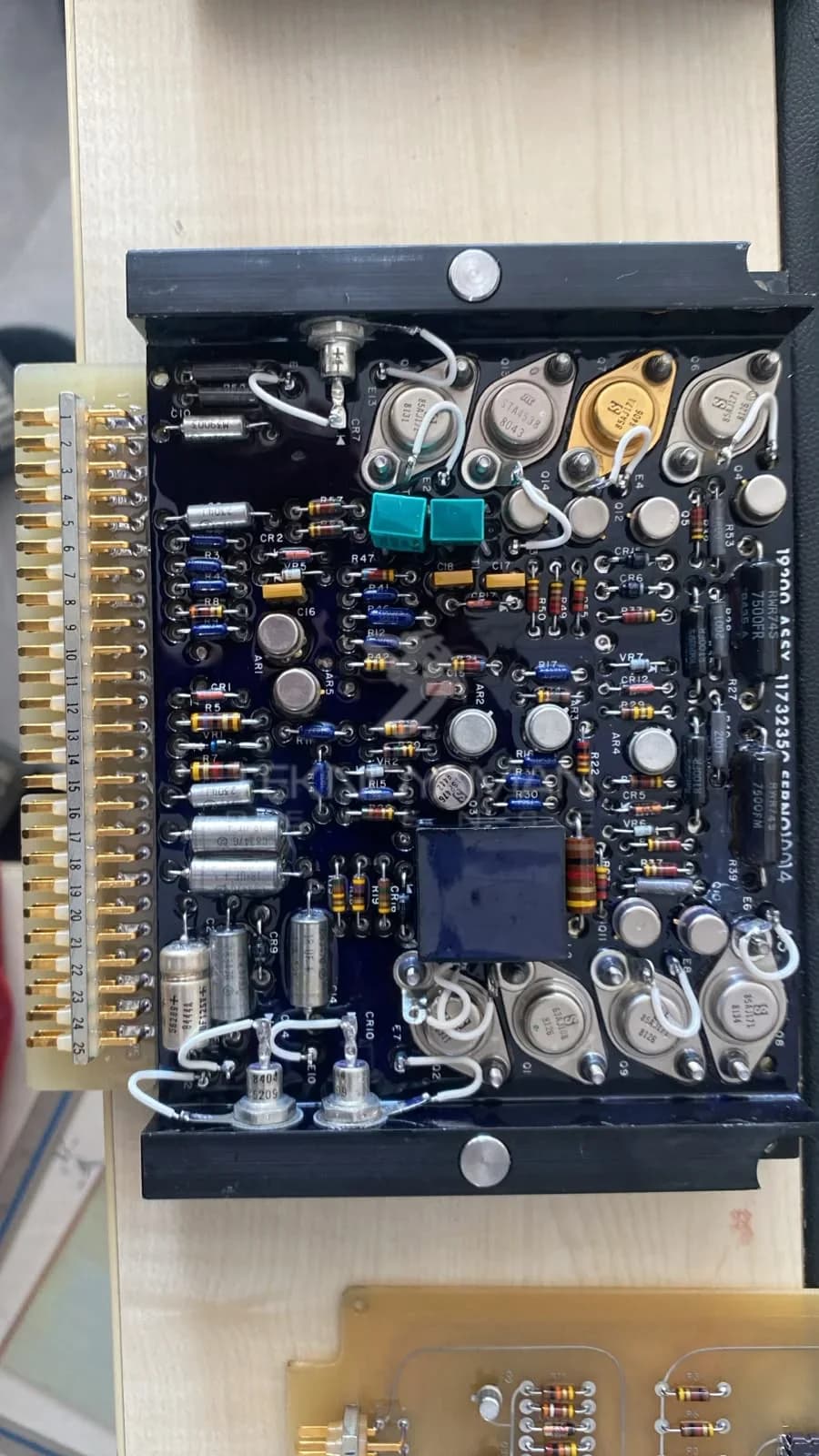 Elektronische assemblages, printplaten en kaarten