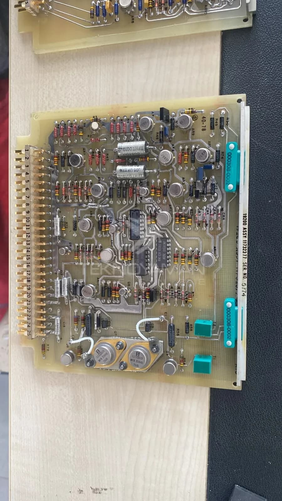 Elektronische Baugruppen, Leiterplatten und Steckkarten