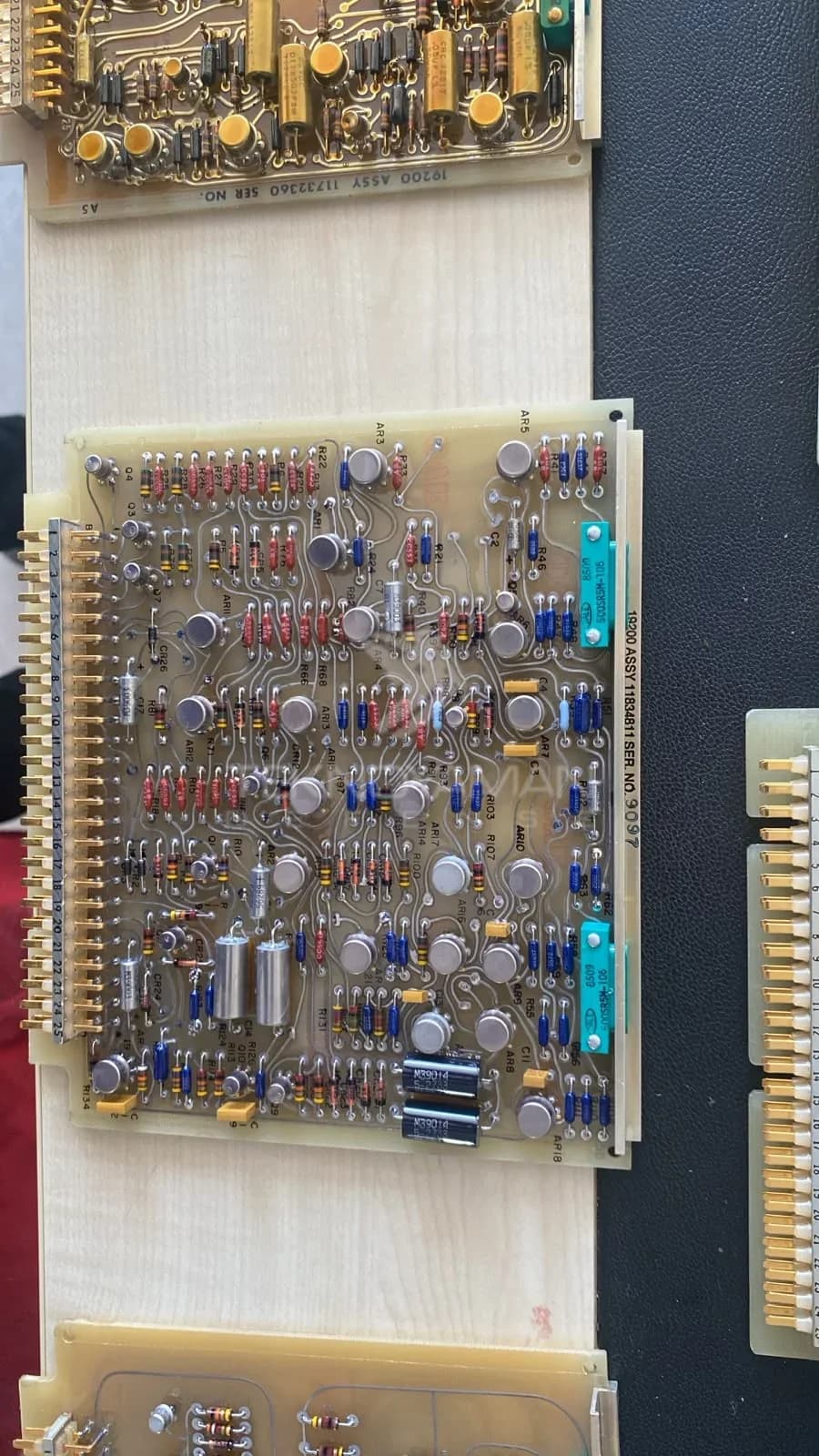 Elektronische Baugruppen, Leiterplatten und Steckkarten