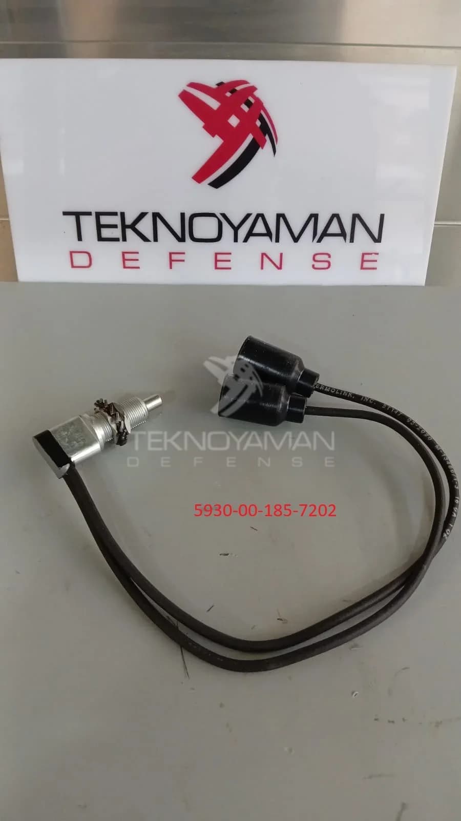 SWITCH PUSH — NSN 5930-00-185-7202