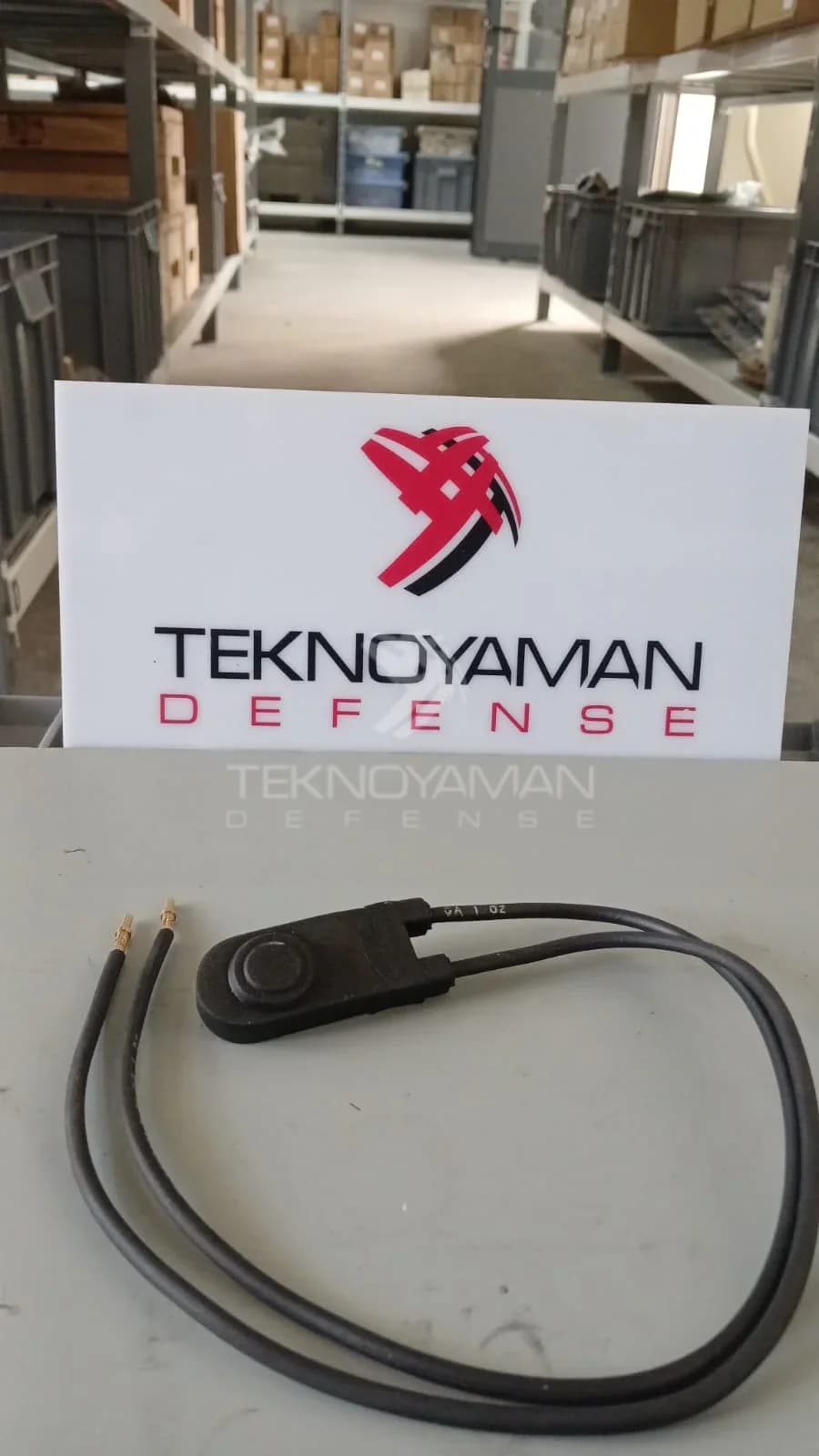 SWITCH PRESSURE — NSN 5930-01-316-3982