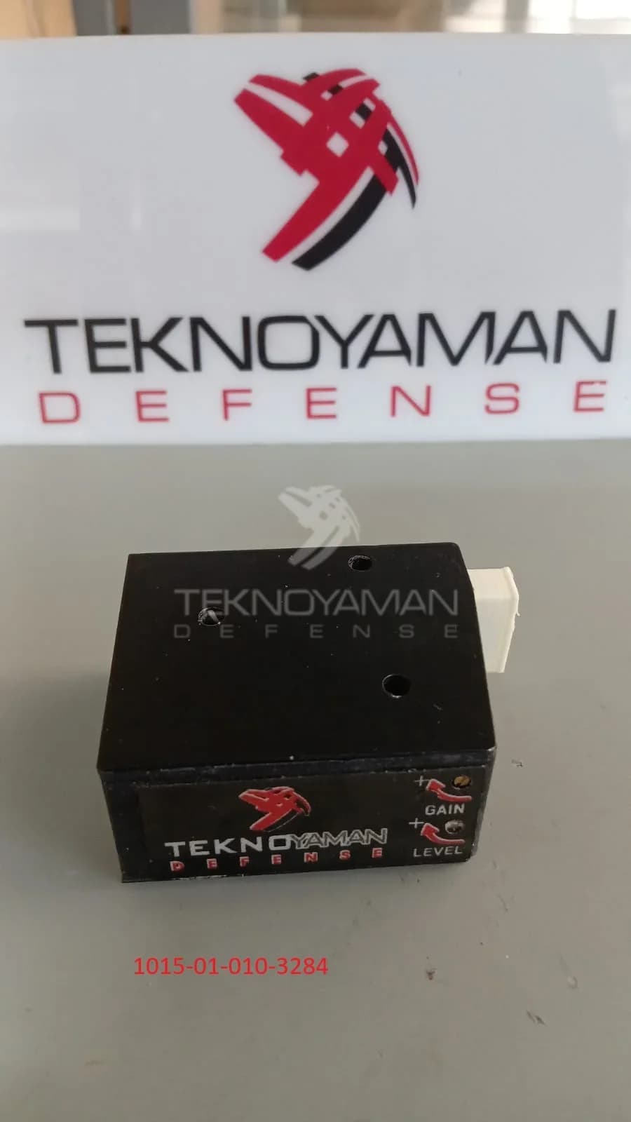 AMPLIFIER DEMODULATOR — NSN 1015-01-010-3284